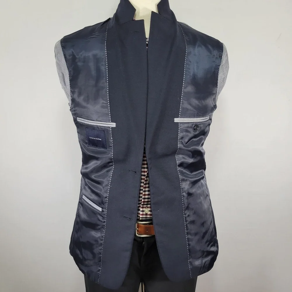 Tommy Hilfiger Men's‎ Sport Coat Blazer Two Button Navy Blue Wool Polyester 38R